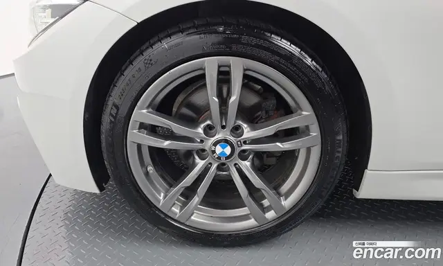 BMW 3 серия 2017 2.0 автомат (гидро), миниатюра 5