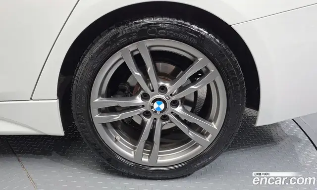 BMW 3 серия 2017 2.0 автомат (гидро), миниатюра 7