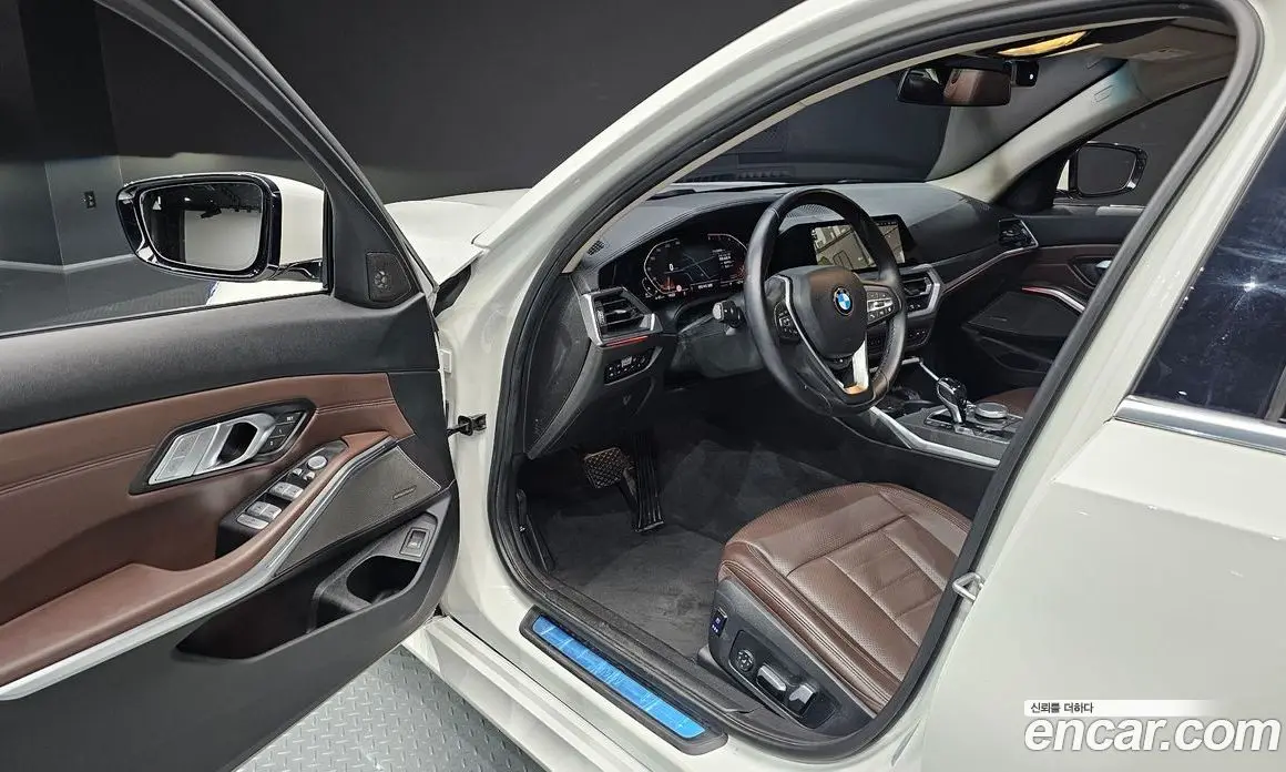 BMW 3 серия 2019 2.0 автомат (гидро), фото 13 BMW 3 серия 2019 2.0 автомат (гидро), фото 13