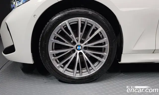 BMW 3 серия 2019 2.0 автомат (гидро), миниатюра 5 BMW 3 серия 2019 2.0 автомат (гидро), миниатюра 5