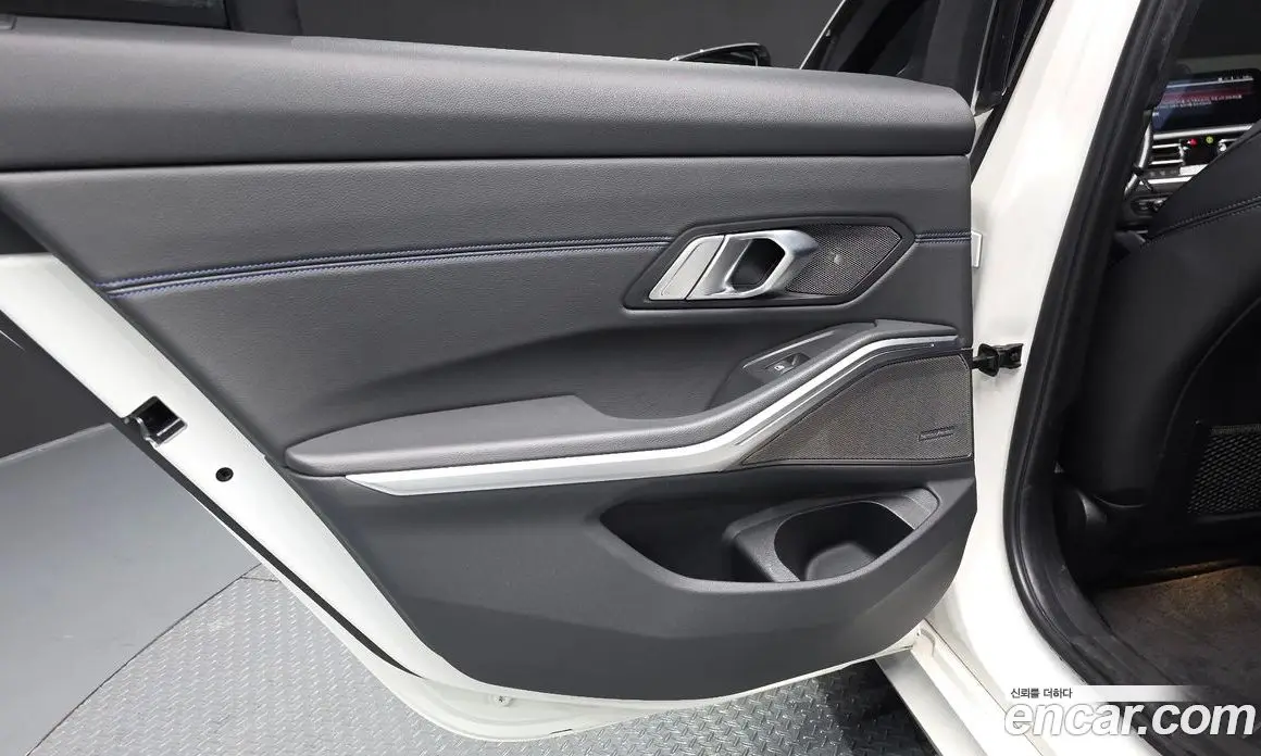 BMW 3 серия 2020 2.0 автомат (гидро), фото 15