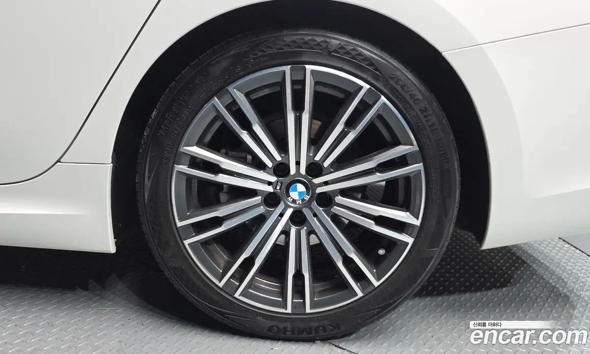 BMW 3 серия 2020 2.0 автомат (гидро), фото 7