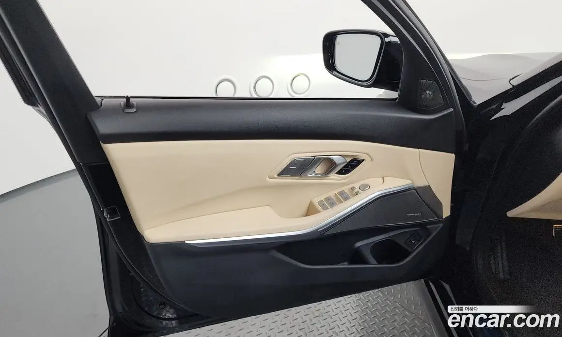 BMW 3 серия 2024 2.0 автомат (гидро), фото 14 BMW 3 серия 2024 2.0 автомат (гидро), фото 14