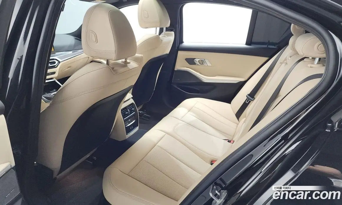 BMW 3 серия 2024 2.0 автомат (гидро), фото 18 BMW 3 серия 2024 2.0 автомат (гидро), фото 18