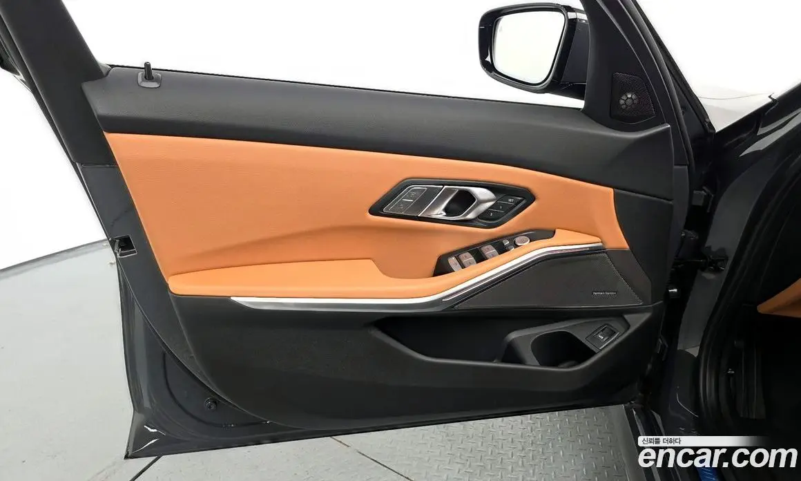 BMW 3 серия 2025 2.0 автомат (гидро), фото 14