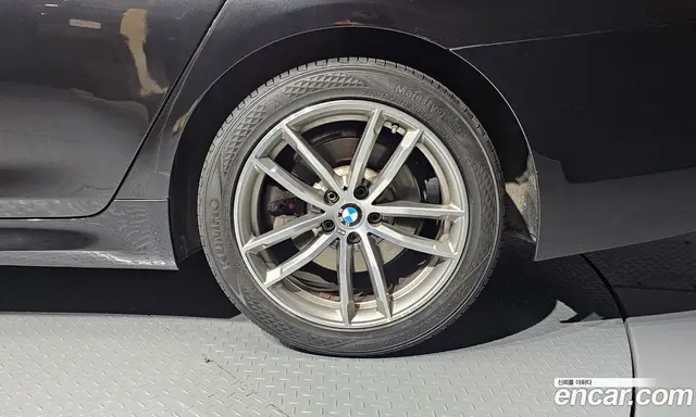 BMW 5 серия 2017 2.0 автомат (гидро), миниатюра 7 BMW 5 серия 2017 2.0 автомат (гидро), миниатюра 7