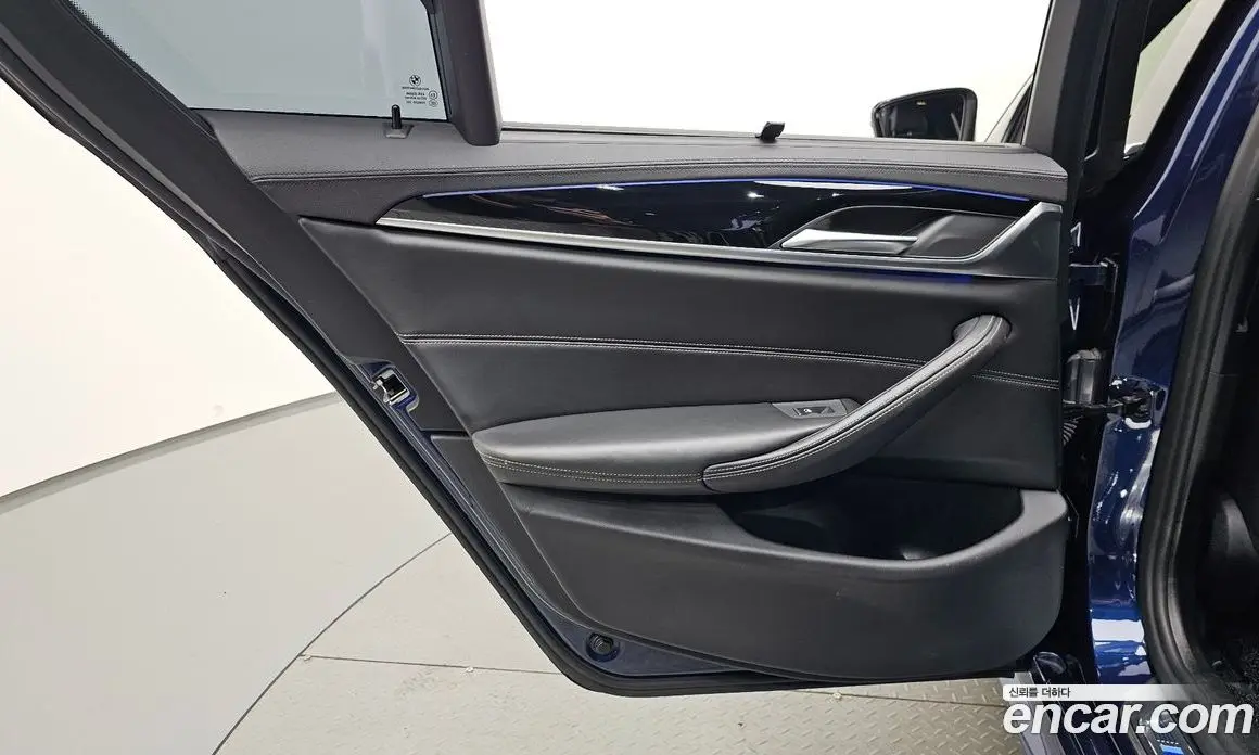BMW 5 серия 2018 2.0 автомат (гидро), фото 14