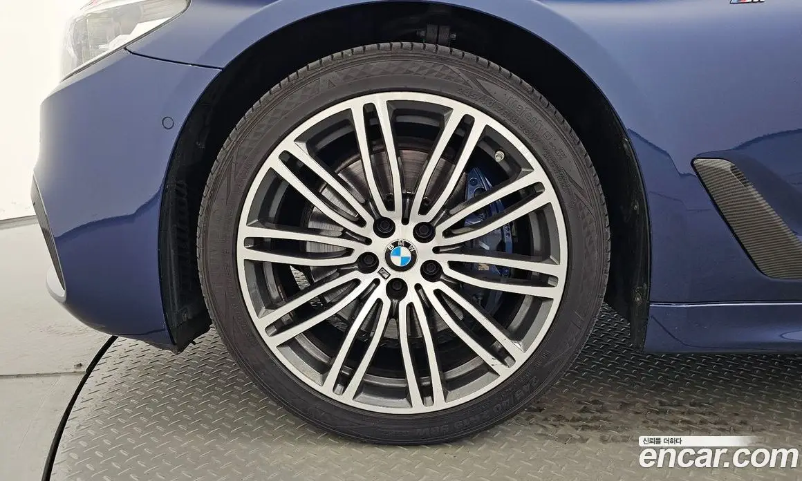 BMW 5 серия 2018 2.0 автомат (гидро), фото 4