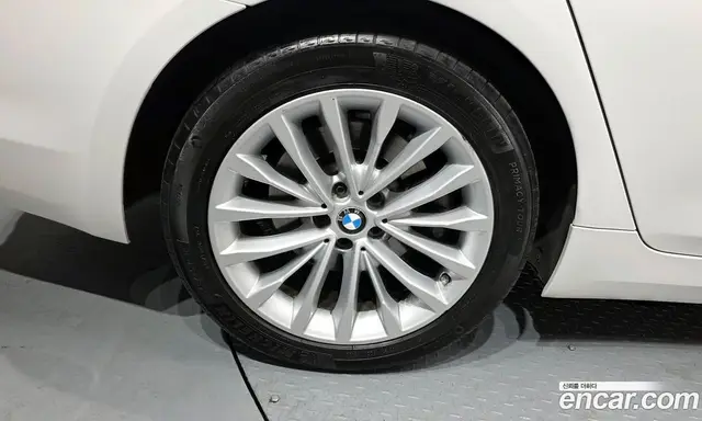 BMW 5 серия 2020 2.0 автомат (гидро), миниатюра 5 BMW 5 серия 2020 2.0 автомат (гидро), миниатюра 5
