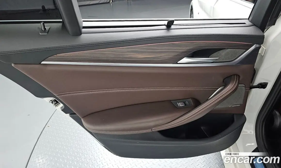 BMW 5 серия 2020 2.0 автомат (гидро), фото 15