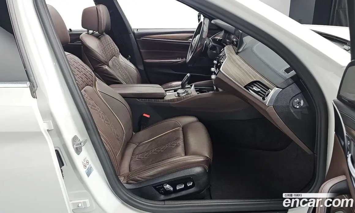 BMW 5 серия 2020 2.0 автомат (гидро), фото 16