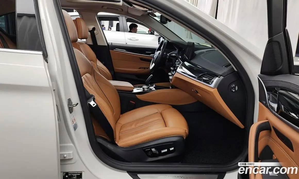 BMW 5 серия 2022 2.0 автомат (гидро), фото 17