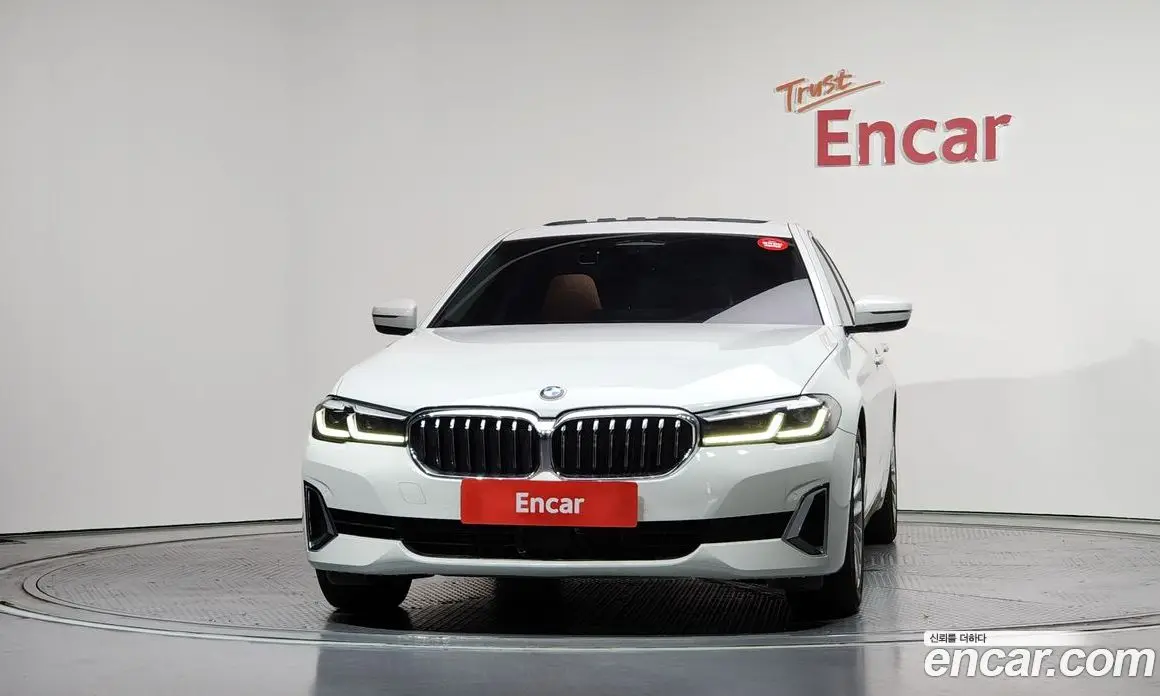 BMW 5 серия 2022 2.0 автомат (гидро), фото 3