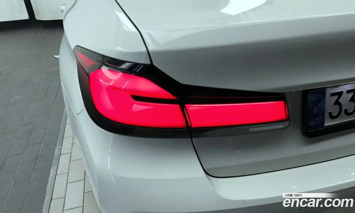 BMW 5 серия 2022 2.0 автомат (гидро), фото 9