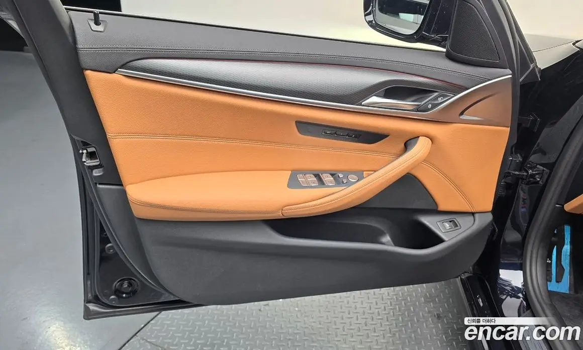 BMW 5 серия 2023 2.0 автомат (гидро), фото 13 BMW 5 серия 2023 2.0 автомат (гидро), фото 13