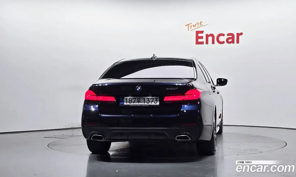 BMW 5 серия 2023 2.0 автомат (гидро), фото 3 BMW 5 серия 2023 2.0 автомат (гидро), фото 3