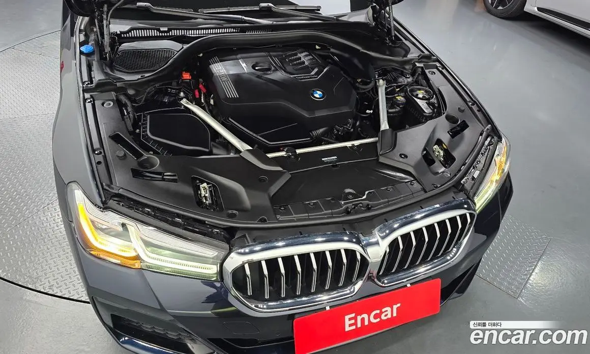 BMW 5 серия 2023 2.0 автомат (гидро), фото 5 BMW 5 серия 2023 2.0 автомат (гидро), фото 5