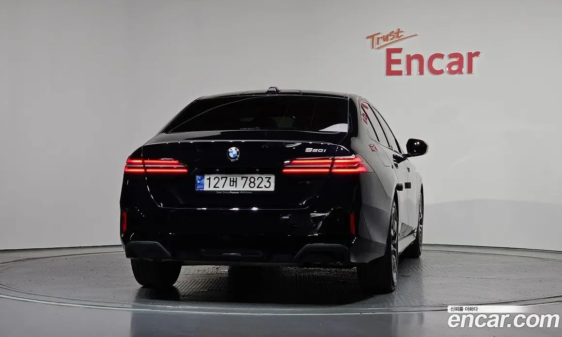 BMW 5 серия 2024 2.0 автомат (гидро), фото 4