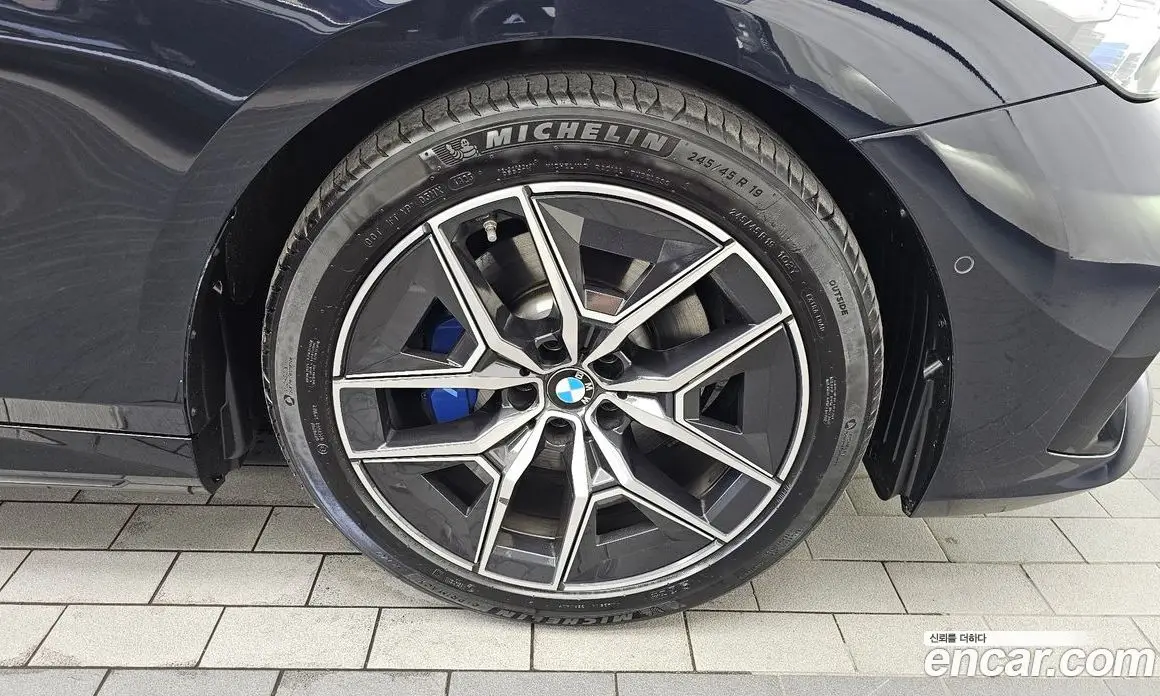 BMW 5 серия 2024 2.0 автомат (гидро), фото 7