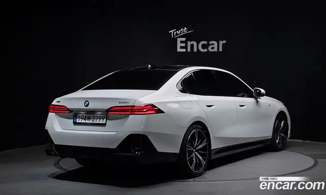 BMW 5 серия 2024 2.0 автомат (гидро), миниатюра 2