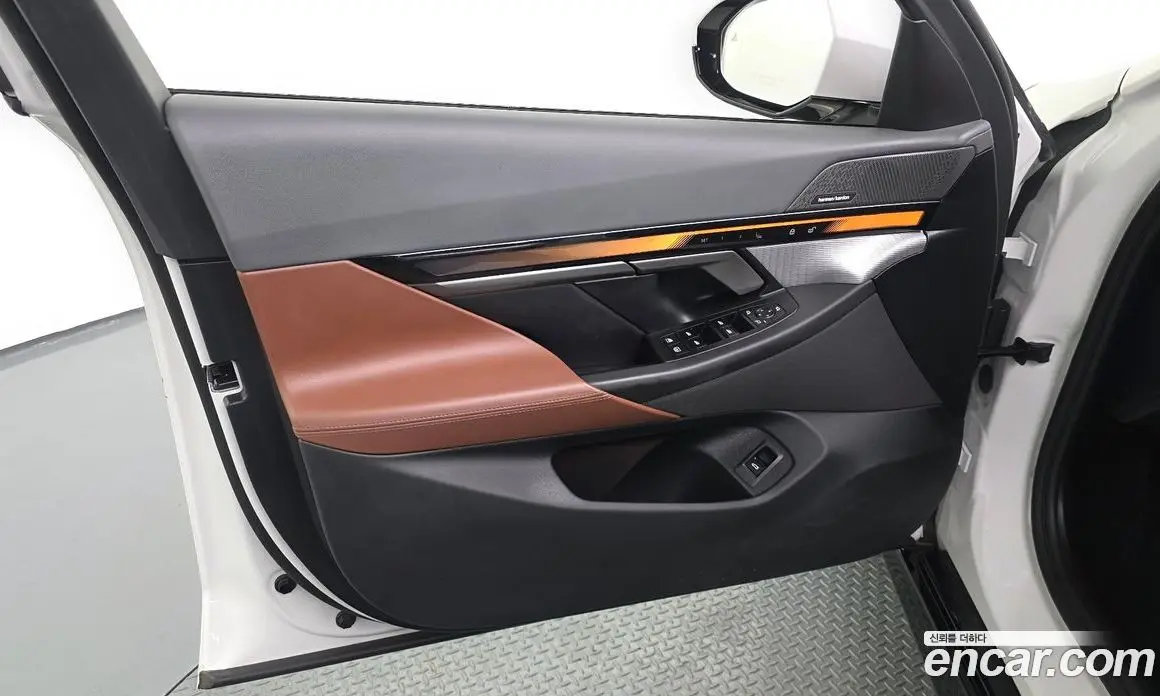 BMW 5 серия 2025 2.0 автомат (гидро), фото 13