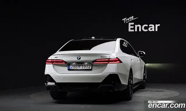 BMW 5 серия 2025 2.0 автомат (гидро), миниатюра 3