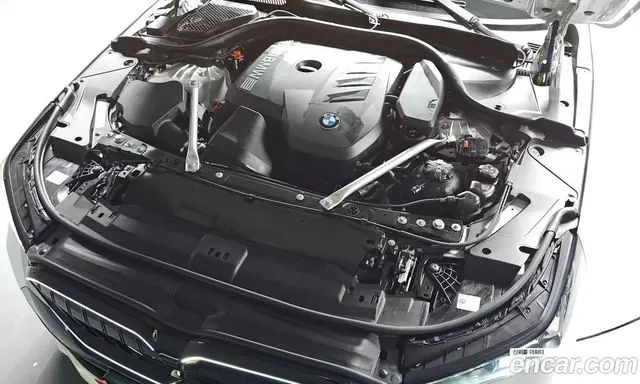 BMW 5 серия 2025 2.0 автомат (гидро), миниатюра 5