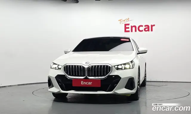 BMW 5 серия 2025 2.0 автомат (гидро), миниатюра 2 BMW 5 серия 2025 2.0 автомат (гидро), миниатюра 2
