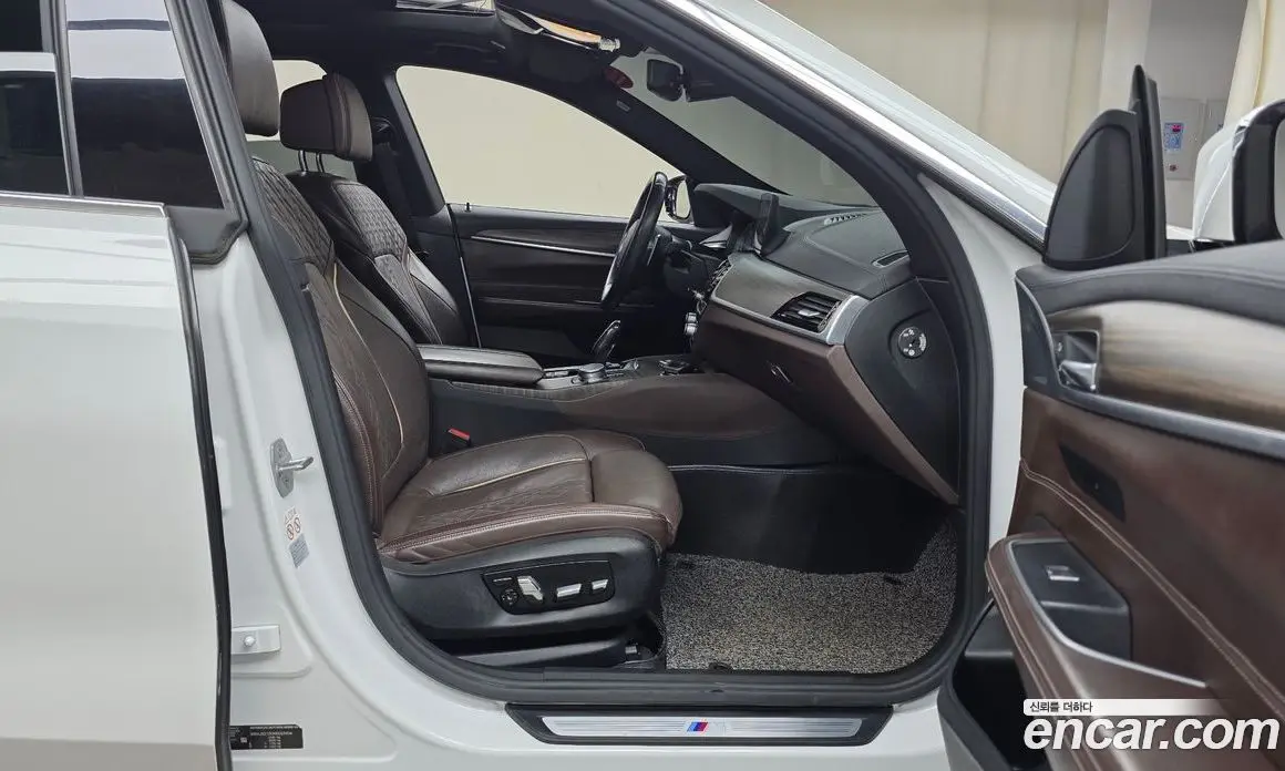 BMW 6 серия 2019 2.0 автомат (гидро), фото 17