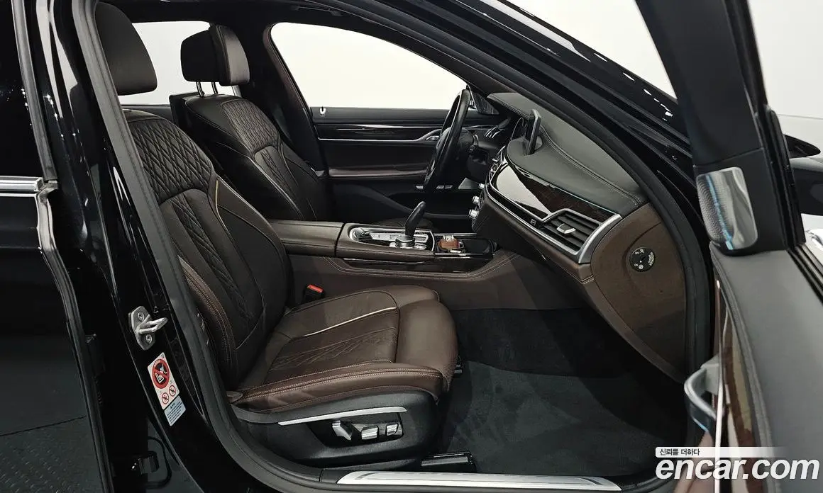 BMW 7 серия 2016 4.4 автомат (гидро), фото 15