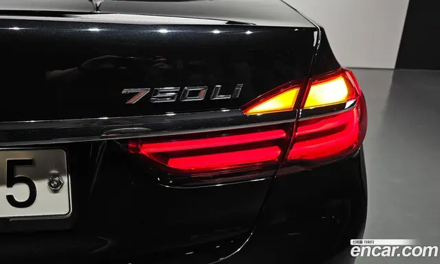 BMW 7 серия 2016 4.4 автомат (гидро), миниатюра 8