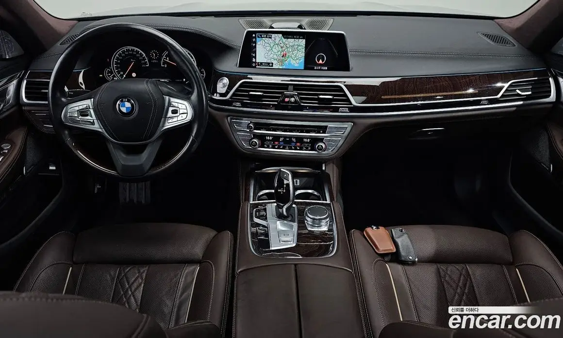 BMW 7 серия 2016 4.4 автомат (гидро), фото 9