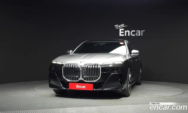 BMW 7 серия 2023 3.0 автомат (гидро), миниатюра 3