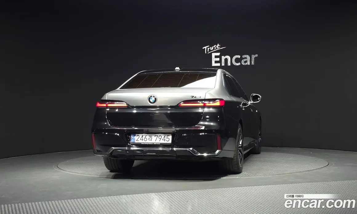 BMW 7 серия 2023 3.0 автомат (гидро), фото 4