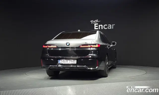 BMW 7 серия 2023 3.0 автомат (гидро), миниатюра 4
