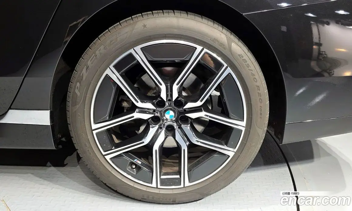 BMW 7 серия 2023 3.0 автомат (гидро), фото 7