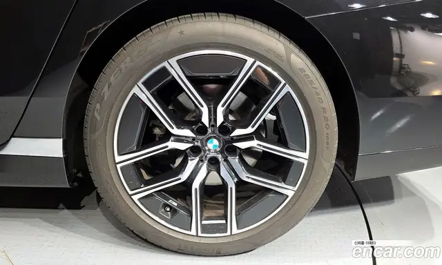 BMW 7 серия 2023 3.0 автомат (гидро), миниатюра 7