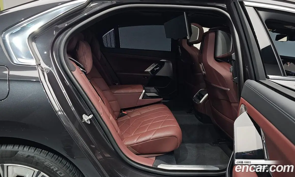 BMW 7 серия 2023 3.0 автомат (гидро), фото 17 BMW 7 серия 2023 3.0 автомат (гидро), фото 17