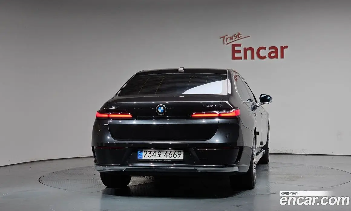BMW 7 серия 2023 3.0 автомат (гидро), фото 3 BMW 7 серия 2023 3.0 автомат (гидро), фото 3