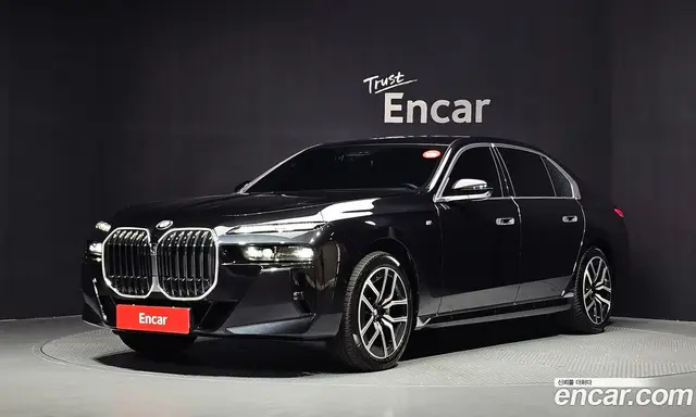 BMW 7 серия, 2023, 76 121 км