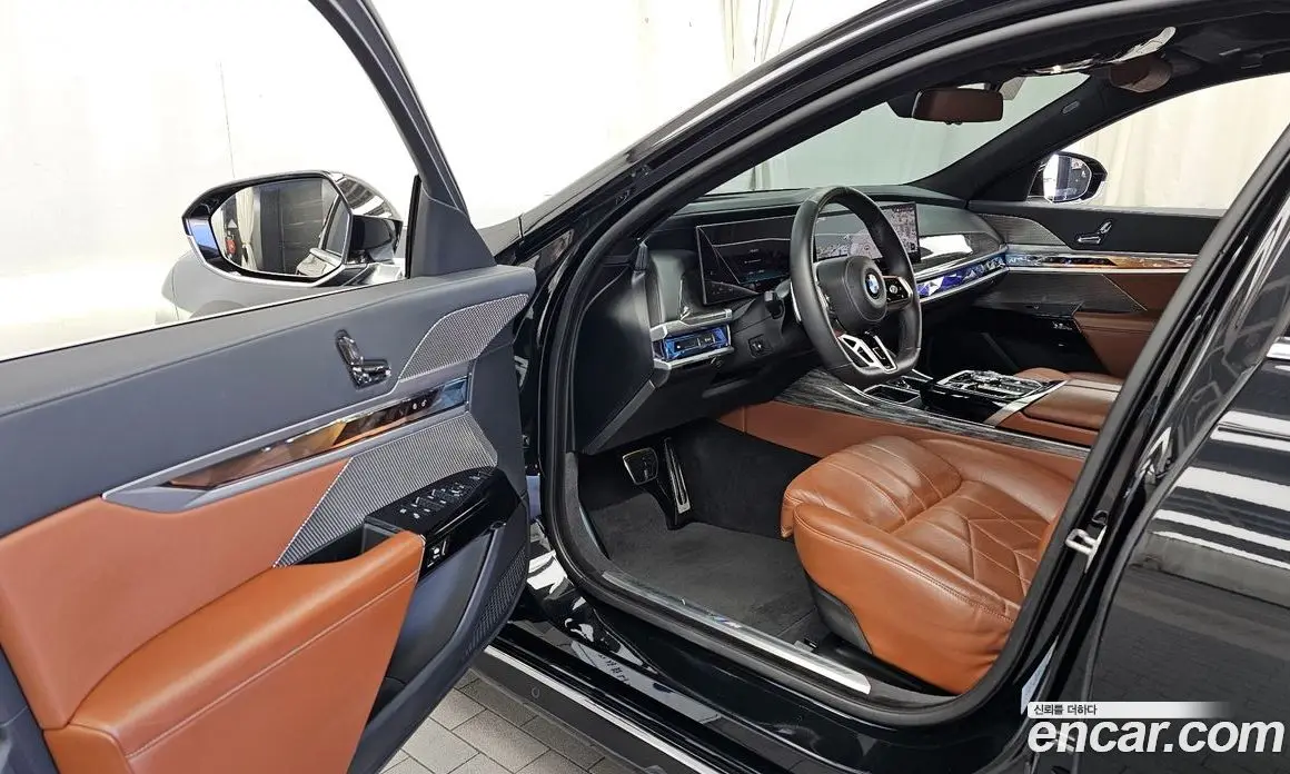 BMW 7 серия 2023 3.0 автомат (гидро), фото 13