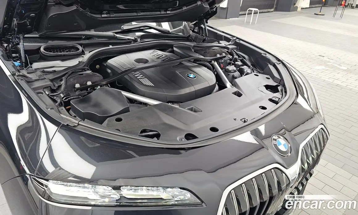 BMW 7 серия 2023 3.0 автомат (гидро), фото 6