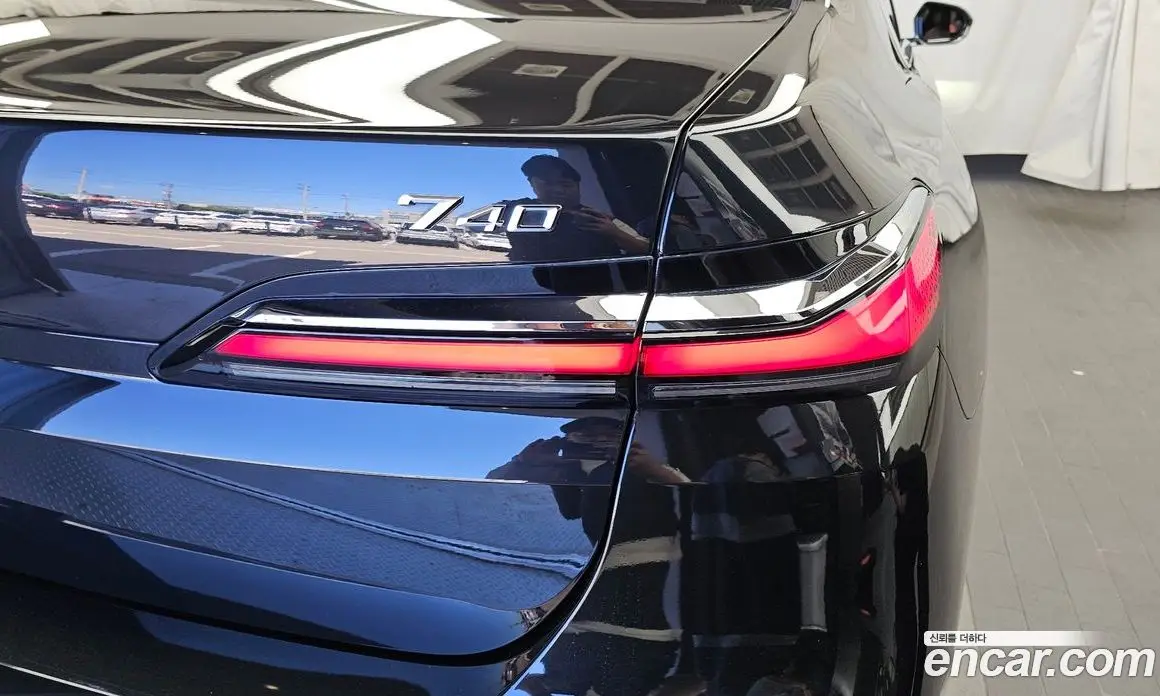 BMW 7 серия 2023 3.0 автомат (гидро), фото 9