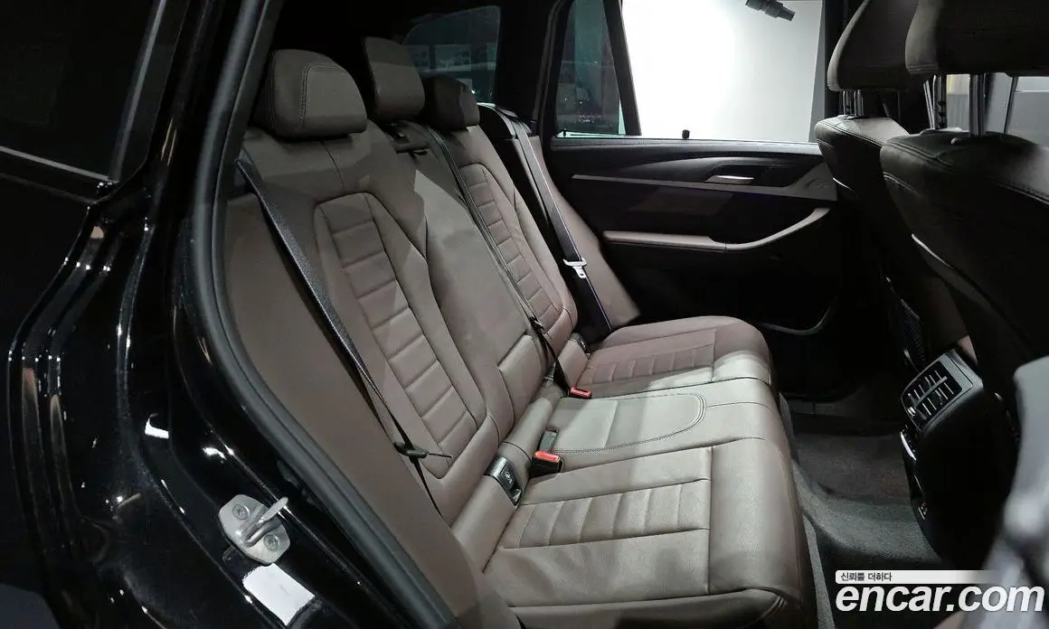 BMW X3 2024 2.0 автомат (гидро), фото 17 BMW X3 2024 2.0 автомат (гидро), фото 17