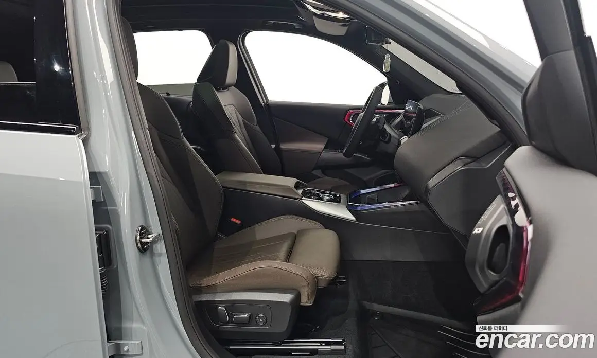 BMW X3 2025 2.0 автомат (гидро), фото 13 BMW X3 2025 2.0 автомат (гидро), фото 13