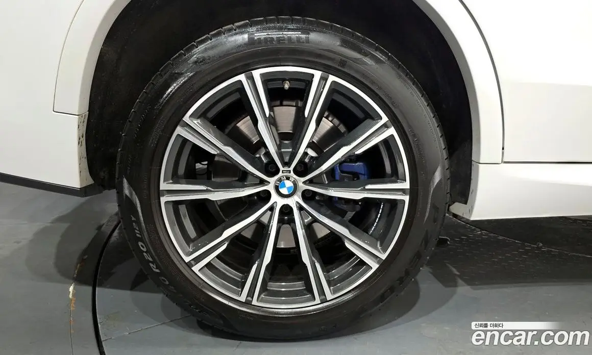 BMW X5 2021 3.0 автомат (гидро), фото 5