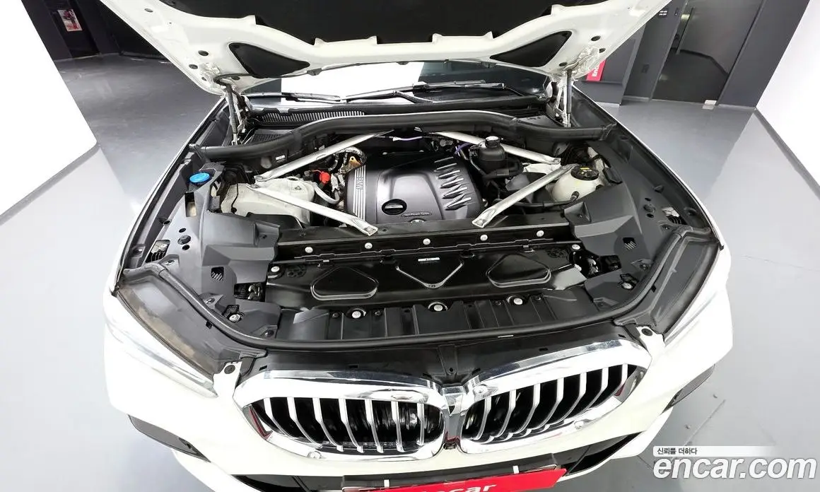 BMW X5 2021 3.0 автомат (гидро), фото 6