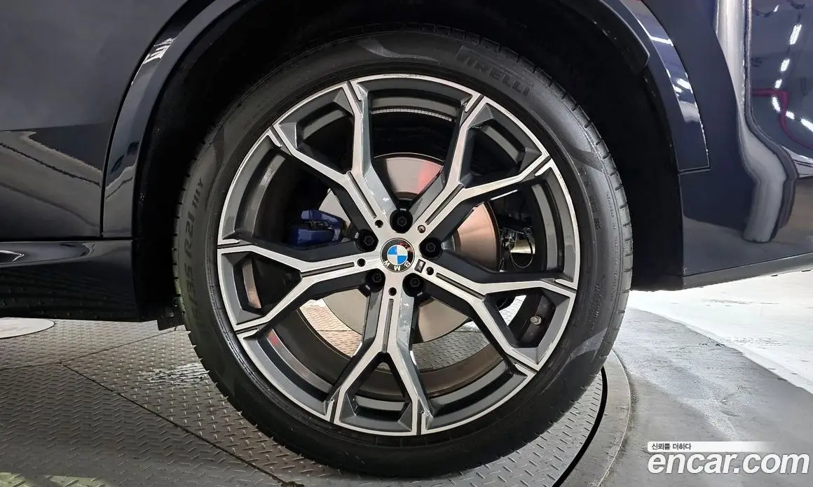 BMW X5 2025 3.0 автомат (гидро), фото 7