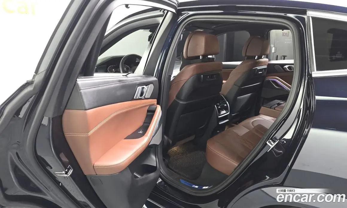 BMW X6 2023 3.0 автомат (гидро), фото 15