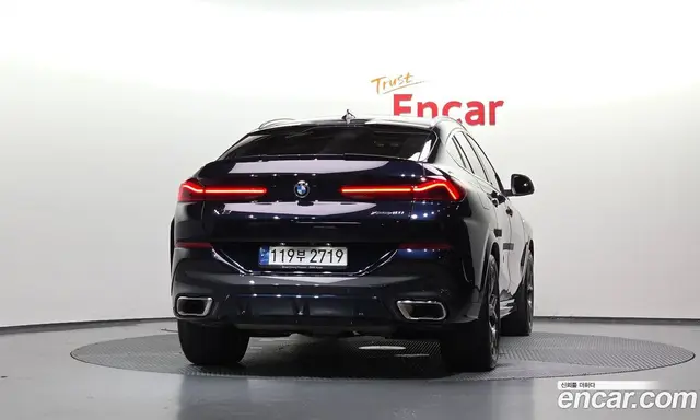 BMW X6 2023 3.0 автомат (гидро), миниатюра 3